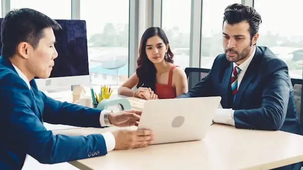 Payroll Outsourcing vs In-House Payroll: Which Saves More?